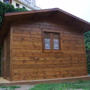 Caseta de fusta amb aïllament tèrmic