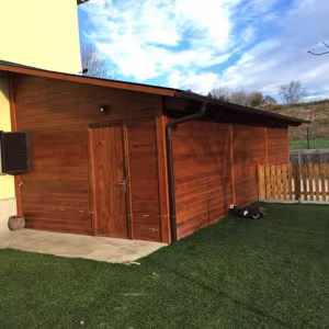 Caseta de fusta per eines